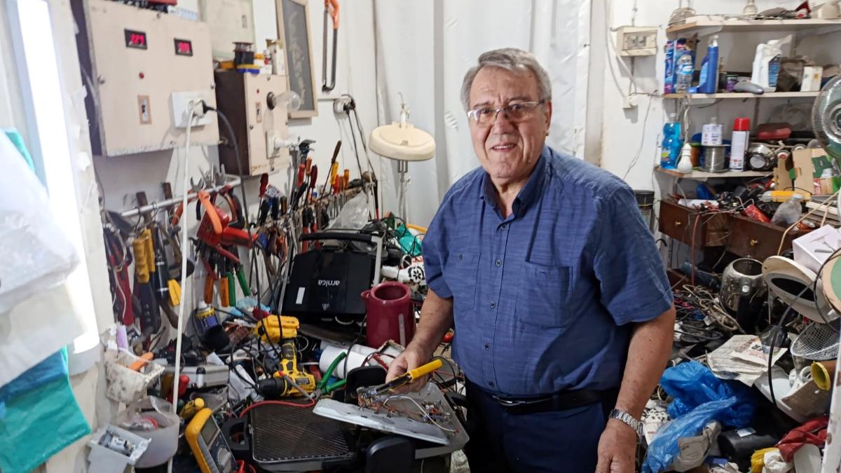 Edirne’nin 53 yıllık elektrik ustası: Günde 12 saat çalışarak yılın ahisi seçildi