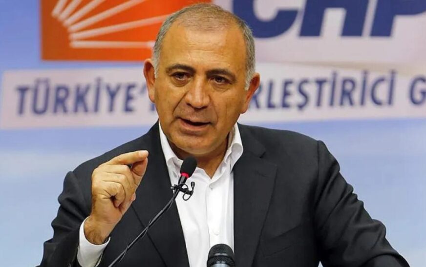Gürsel Tekin: Beni CHP binasına sokmayacak bir babayiğit yoktur