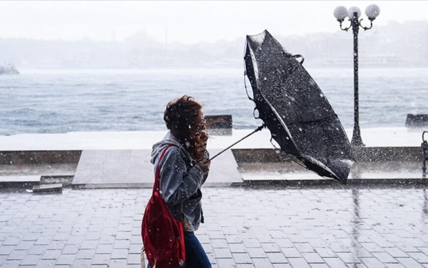 İstanbul dahil 11 kente sarı uyarı: Fırtına bekleniyor