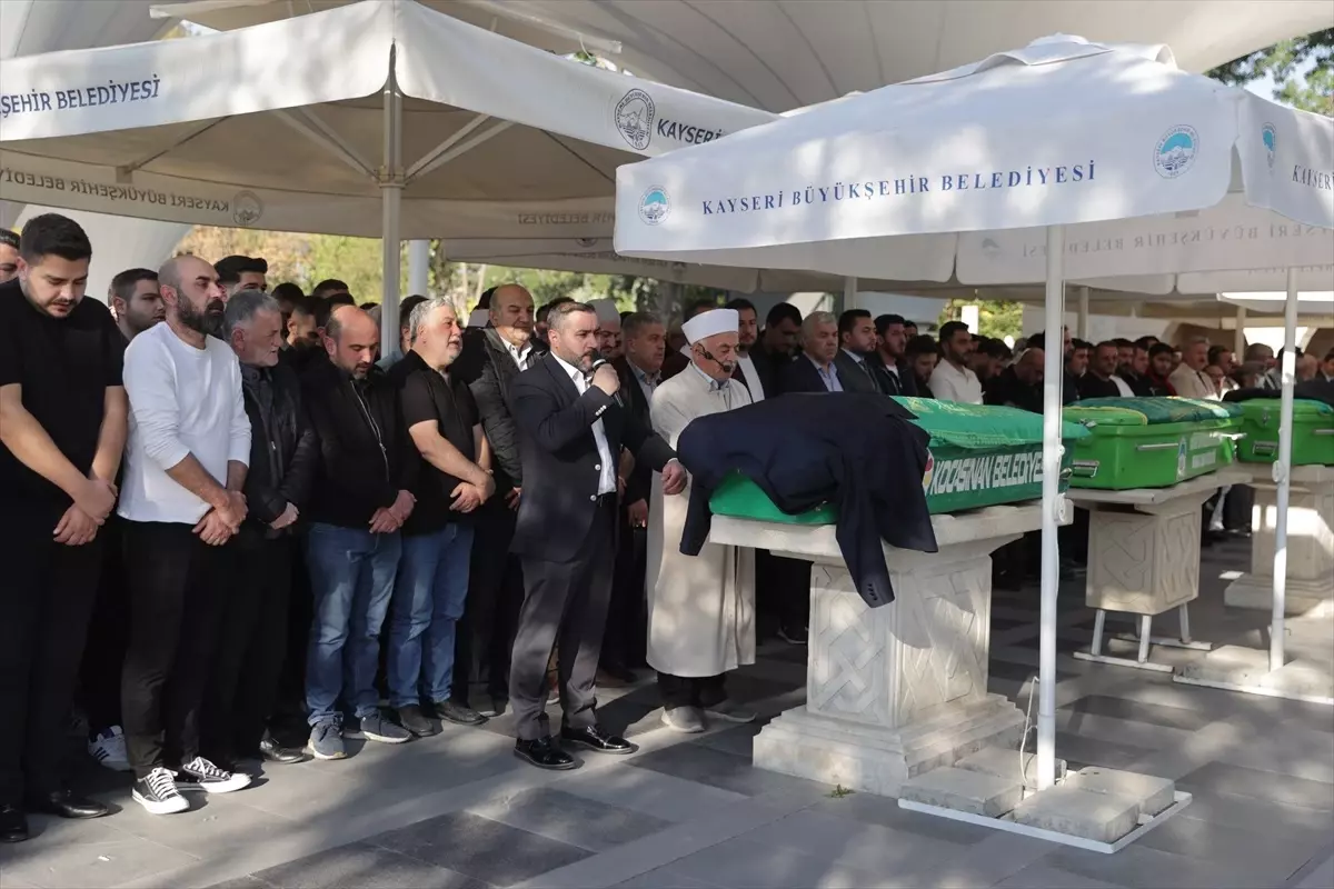 AK Parti Gençlik Kolları Başkanı İsmail Onay’ın Cenazesi Defnedildi
